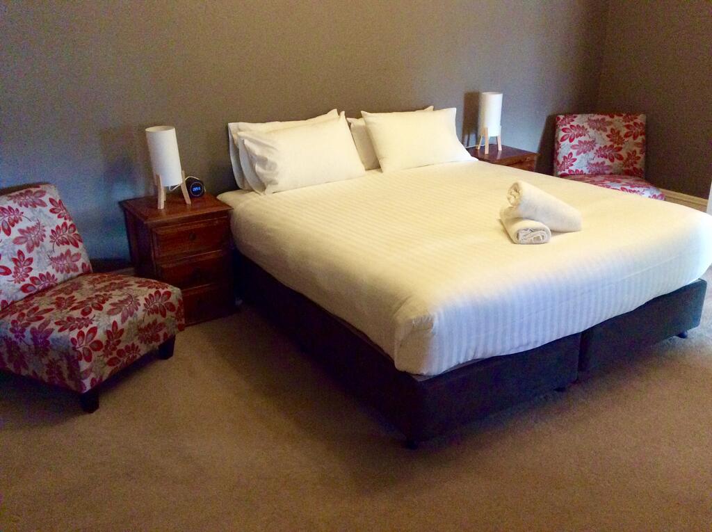 Clydesdale Manor in Sandy Bay