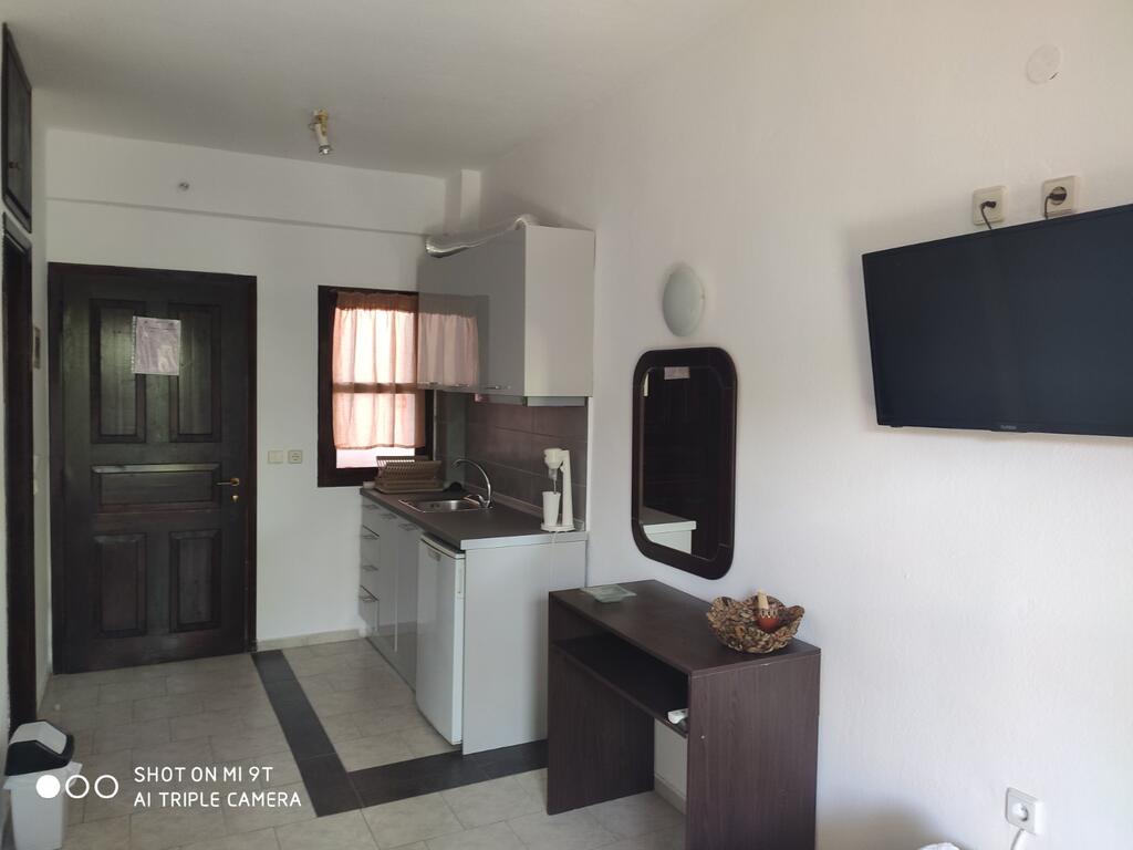 Elsa Apartments in Πευκοχώρι