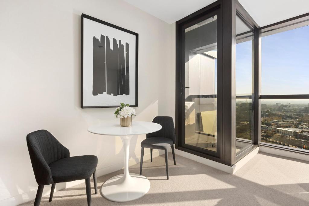 Luxuria Apartments Fulton Lane in Melbourne