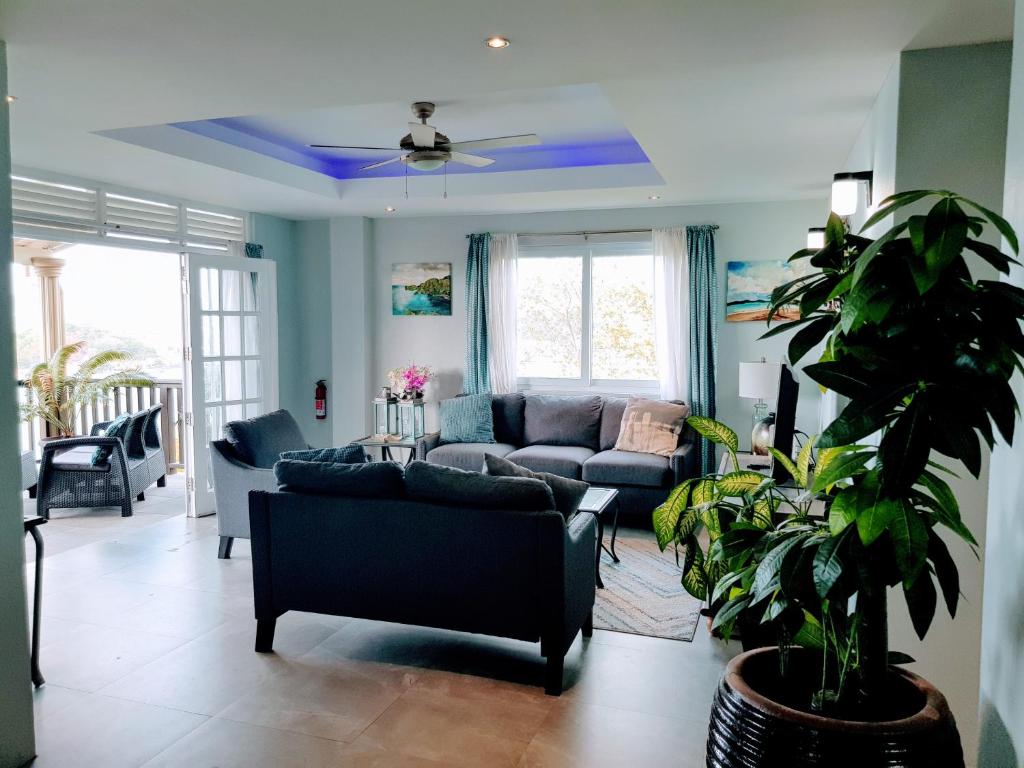 Ocean Crest Villas in Castries