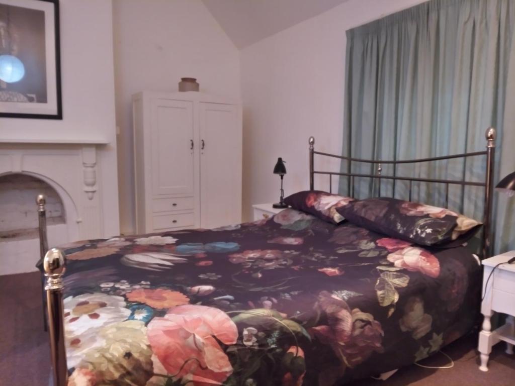 Old Colony Inn in New Norfolk